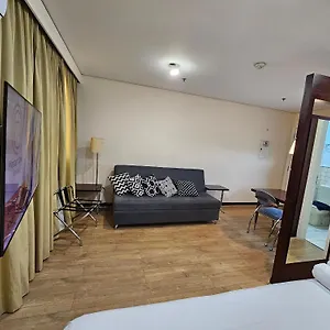  Apartamento Flat Com 1 Sala, Cozinha De Apoio, Banheiro, Serviços De Arrumação Diária.